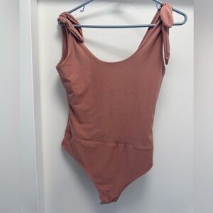 Lulus, Rose colored bodysuit worn once